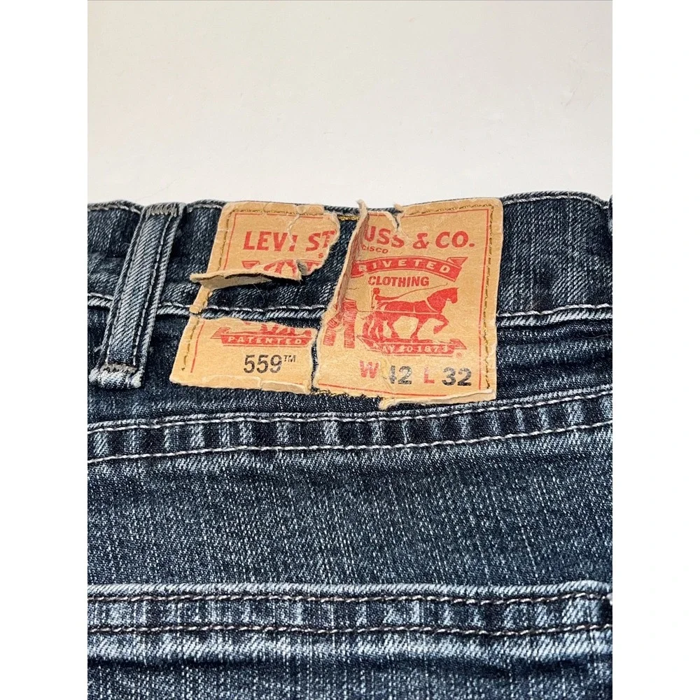Levi's 42 x 32 559‎ Relaxed Straight Blue Dark  Wash Denim Jeans